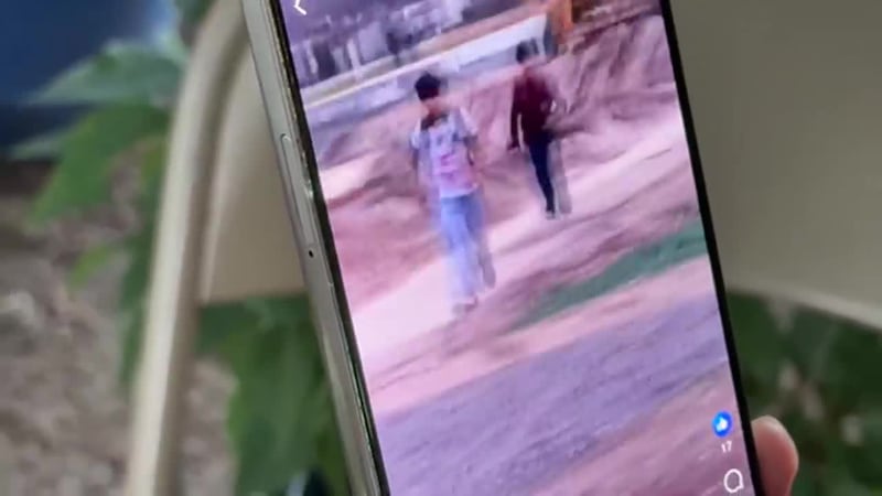 Adolescente de 15 muere atropellado por un camión cuando iba en su bicicleta eléctrica a...